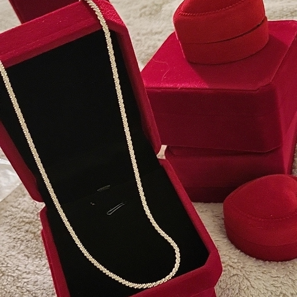 Elegant 925 St Sl Necklace for Women - Picture 3 of 3